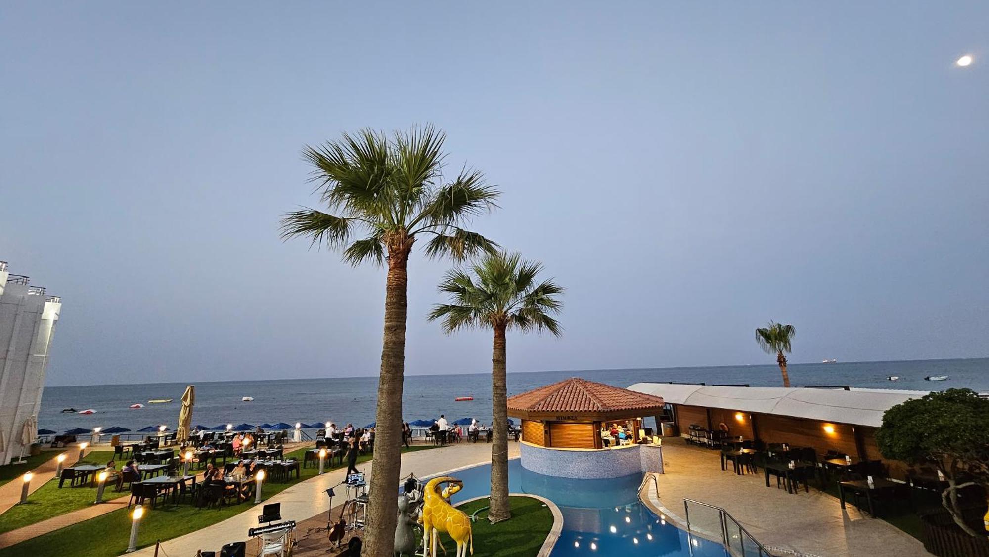 Mimoza Beach Hotel Agios Sergios Экстерьер фото